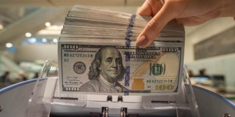 فيتش سوليوشنز تتوقع تراجع سعر الدولار بين 45 إلى 49 جنيه بالنصف الأول من 2027 - بوابة المدينة برس