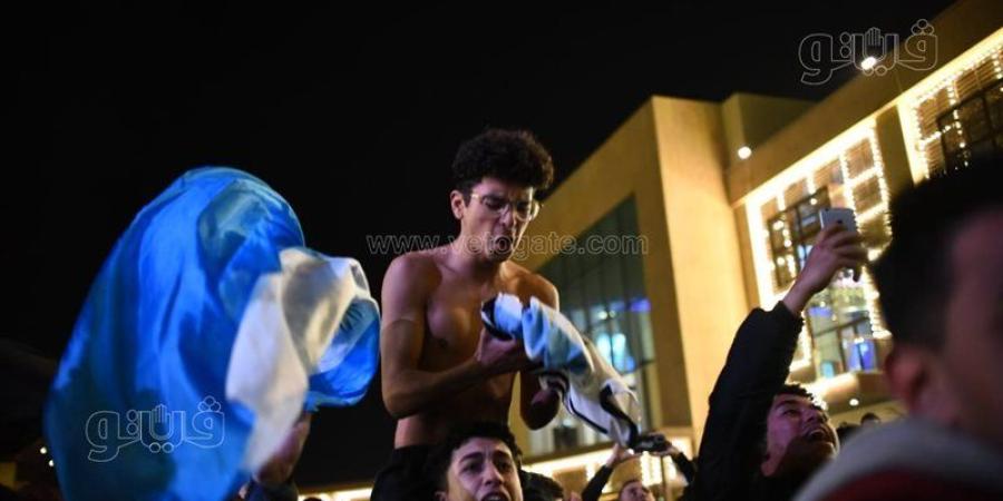 قبل ساعات من انطلاق نهائي كأس العالم، الجماهير الأرجنتينية تشعل الأجواء بشوارع نيويورك (فيديو) - المدينة برس
