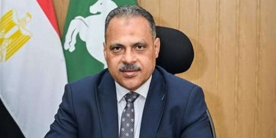 محافظ الشرقية يعاقب 81 موظفا بعد ثبوت ارتكابهم مخالفات - المدينة برس