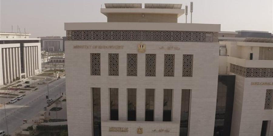 أول تعليق رسمي من الأوقاف على واقعة تحصيل أموال مقابل حفظ الأحذية بالمساجد - المدينة برس
