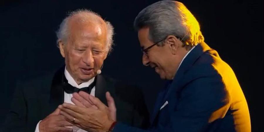فنان جميل أمتعنا ومضى، محمود سعد ينعي هاني شنودة بكلمات مؤثرة - المدينة برس