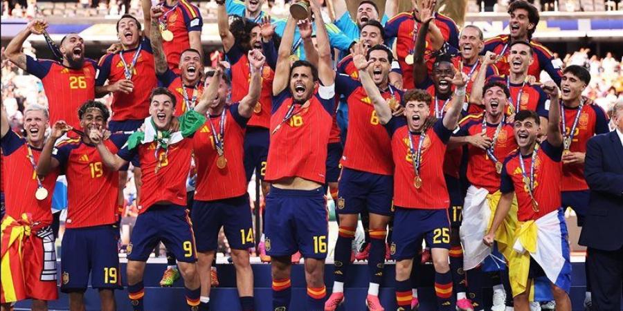 بحضور ترامب، تتويج منتخب إسبانيا بكأس العالم 2026 (فيديو) - المدينة برس