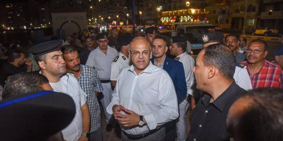 جولة ميدانية موسعة لمحافظ الإسكندرية بطريق الكورنيش لإزالة الإشغالات - المدينة برس