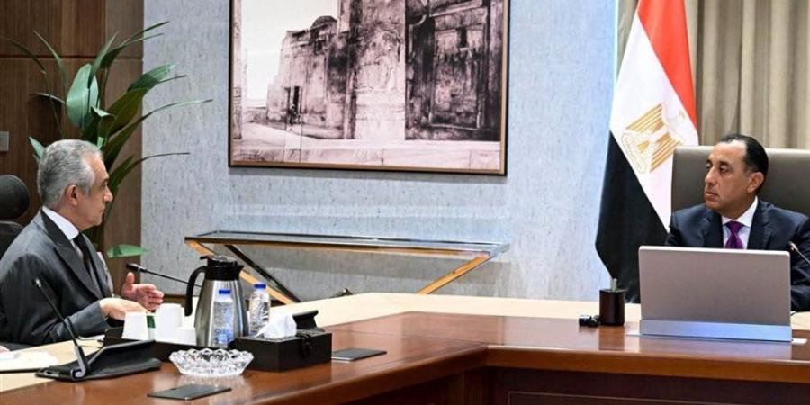 رئيس الوزراء يتابع آخر مستجدات تطوير خدمات الشهر العقاري والتوثيق - المدينة برس