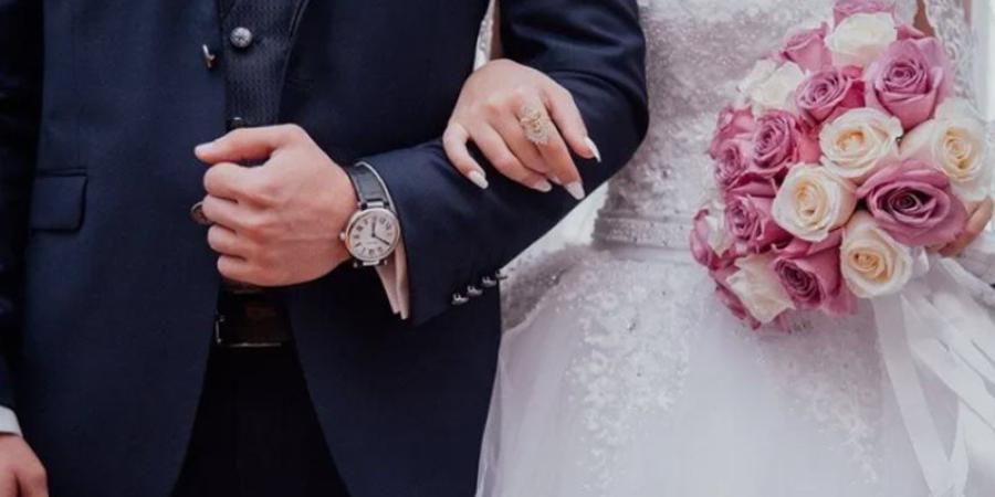 بلوجر يطلب 400 جنيه في كورس تعليم تعدد الزوجات، والنشطاء يسخرون: فيه شهادة معتمدة؟ - المدينة برس
