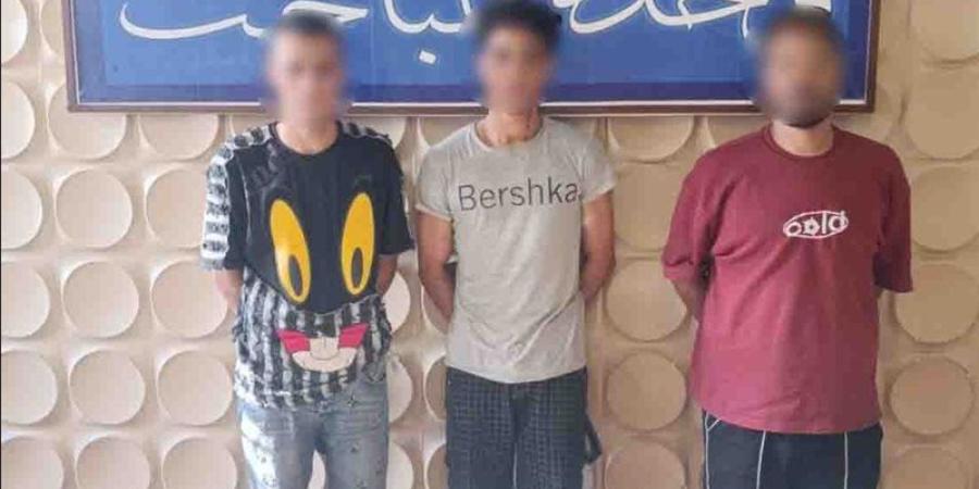 مشاجرة بالعصي أمام نادٍ في بدر، وفيديو يكشف تفاصيل الواقعة - المدينة برس