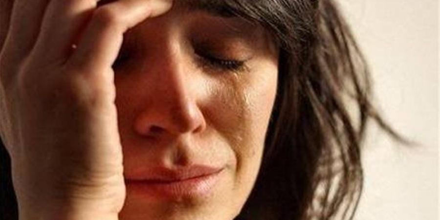 تفسير حلم البكاء في المنام وعلاقته بالشعور بالندم على أفعال معينة - المدينة برس