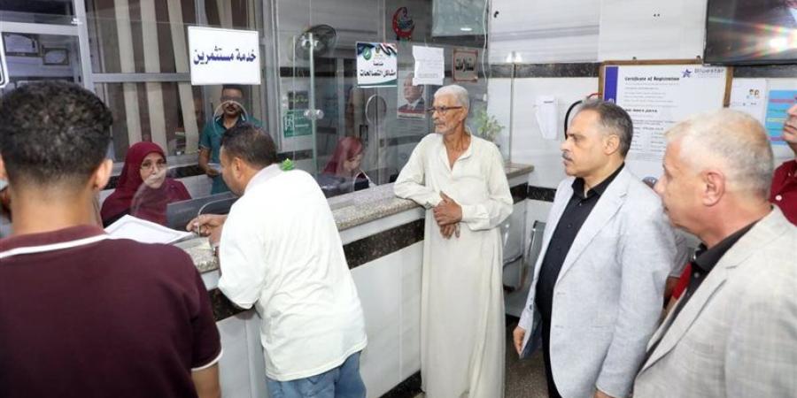 محافظ الشرقية يتابع سير العمل بالمركز التكنولوجي بفاقوس - المدينة برس