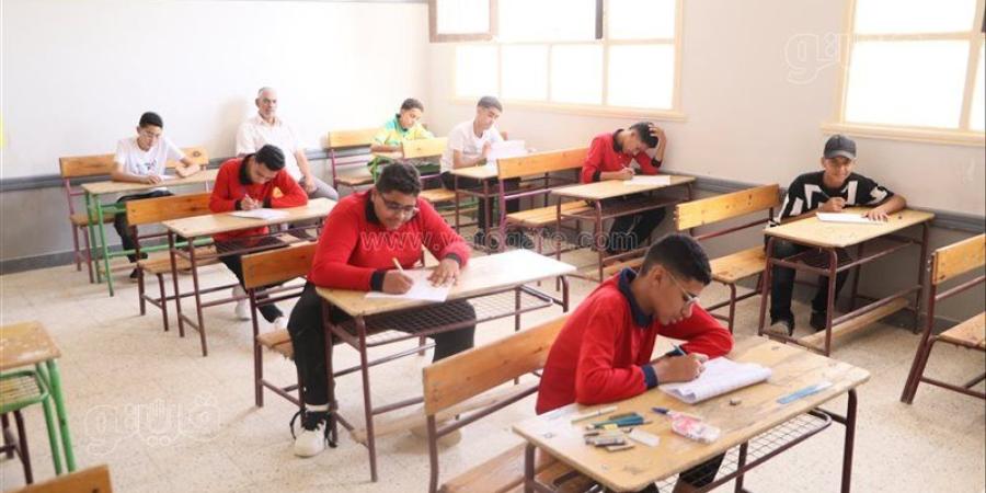 استعدادات مكثفة لانطلاق امتحانات الدور الثاني للشهادة الإعدادية 2026 بالجيزة - المدينة برس
