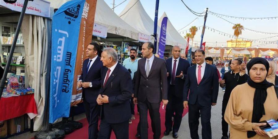 مدير صندوق مكتبات مصر العامة ونائب محافظ بورسعيد يفتتحان معرض الكتاب (صور) - المدينة برس