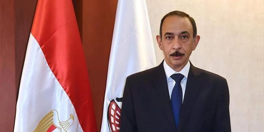 محافظ سوهاج يعدل مواعيد ورديات النظافة لحماية العمال من الموجة الحارة - المدينة برس