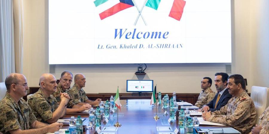 رئيس الأركان يبحث في روما مع نظيره الإيطالي تعزيز الشراكة الدفاعية الاستراتيجية - بوابة المدينة برس