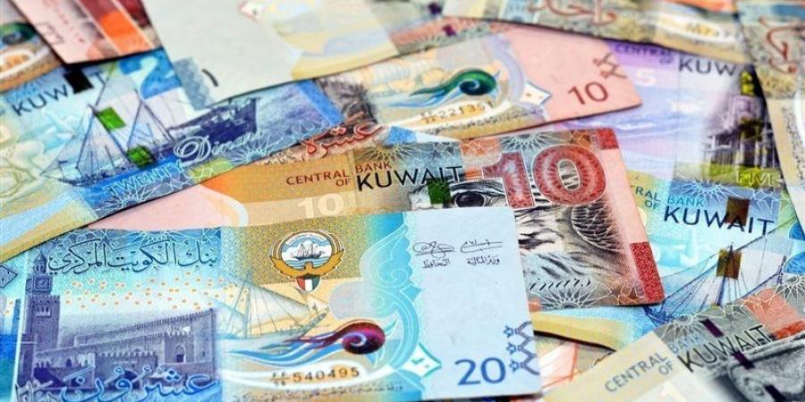 سعر الدينار الكويتي مقابل الجنيه في البنوك المصرية مساء اليوم السبت - المدينة برس