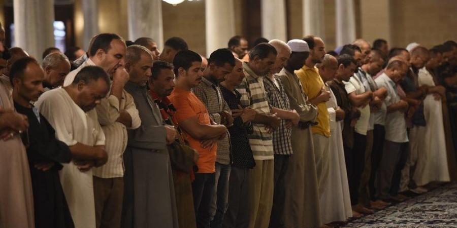 موعد أذان العشاء اليوم السبت 25- 7- 2026 في القاهرة والمحافظات - المدينة برس