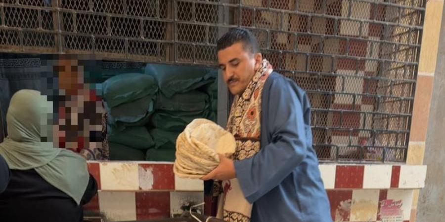 متنكرًا في جلباب وشال، مدير الرقابة التموينية يضبط مخالفات في مخابز كفر الدوار - المدينة برس