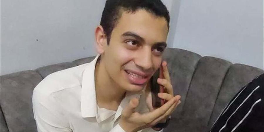 محافظ الدقهلية يهنئ يوسف محمود الثالث على الجمهورية بالثانوية الأزهرية - المدينة برس