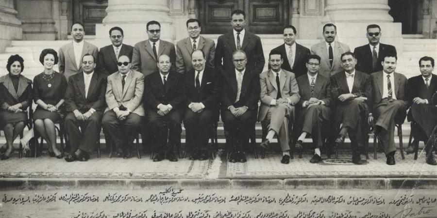 فقهاء القانون ورواد الفكر الدستوري، جامعة القاهرة تنشر صورة تاريخية لمجلس كلية الحقوق - المدينة برس