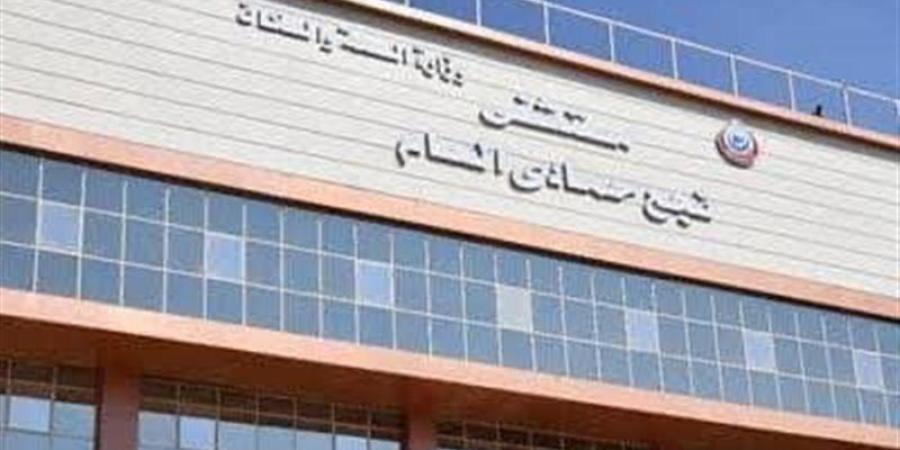 مستشفى نجع حمادي العام في قنا يستقبل شابا حاملا ثعبانا لدغه داخل كيس - المدينة برس