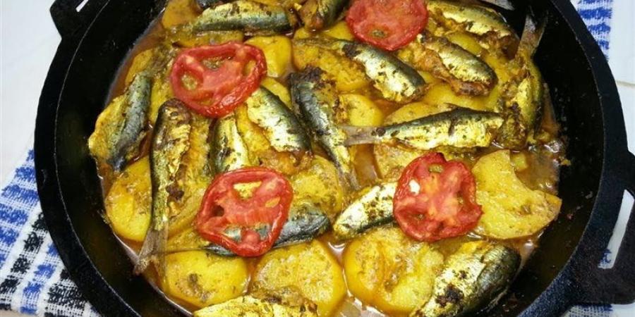 طريقة عمل صينية السردين بالبطاطس فى الفرن - المدينة برس