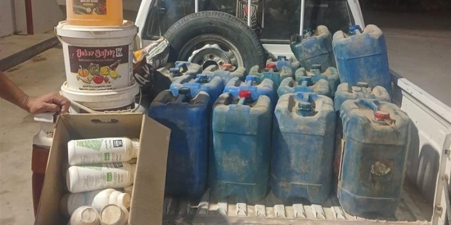 ضبط مبيدات زراعية مجهولة المصدر في حملة تموينية بالفيوم - المدينة برس