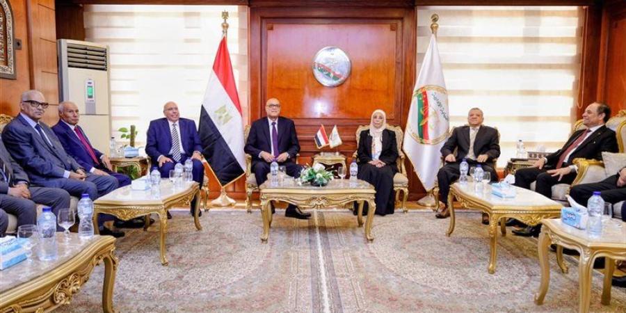 رئيسة النيابة الإدارية تشيد بدور هيئة قضايا الدولة في الدفاع عن حقوق الدولة - المدينة برس