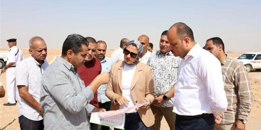 محافظ الوادي الجديد تتفقد أعمال تطوير منطقة الجذب السكاني بأبوطرطور - المدينة برس