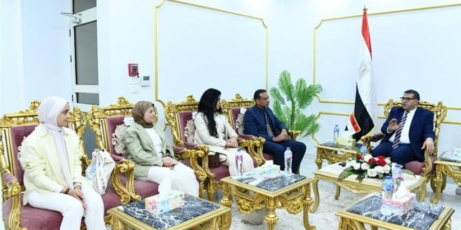 محافظ قنا يبحث مع وفد "الأمم المتحدة" سبل التعاون المشترك (صور) - المدينة برس