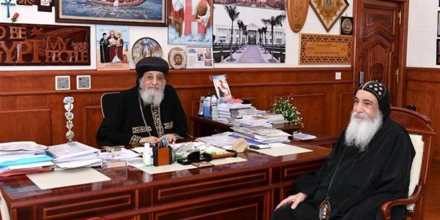 البابا تواضروس يتلقى تقريرا عن عمل لجنة الرهبنة بالأرثوذكسية - المدينة برس