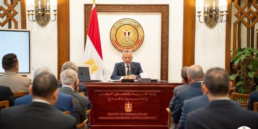 وزير شئون المجالس النيابية يحاضر السفراء الجدد المكلفين برئاسة البعثات الدبلوماسية - المدينة برس
