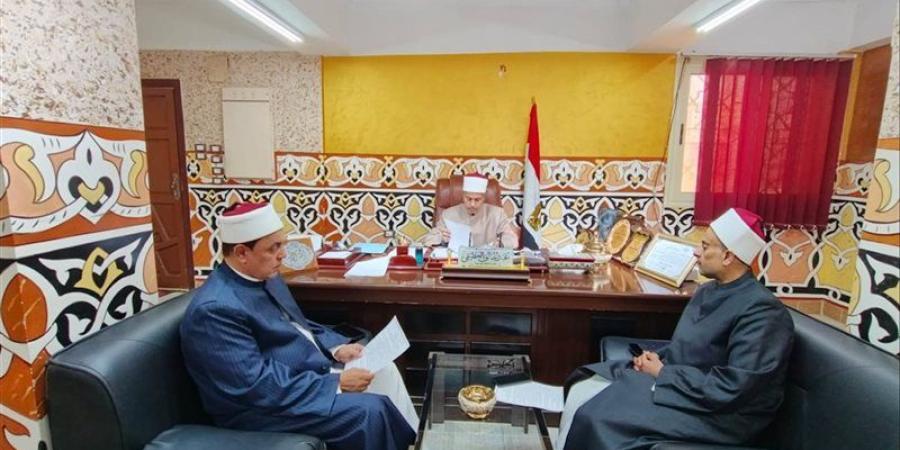 مدير أوقاف الإسماعيلية يتابع جهود تطوير العمل الدعوي - المدينة برس