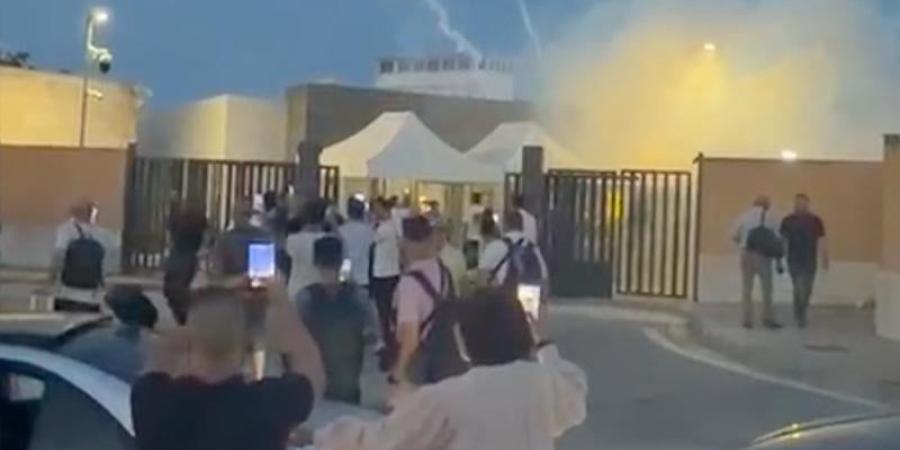 محاولة اقتحام جماعي لمعبر مليلية - بوابة المدينة برس