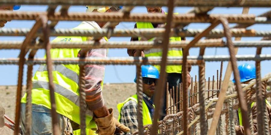 نقابات تطلب الحماية من "الإجهاد الحراري" وتعليق الاشتغال وقت الذروة - بوابة المدينة برس