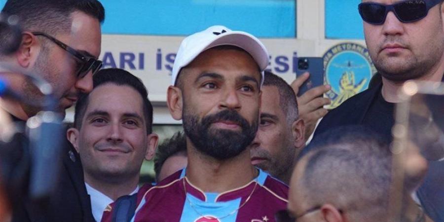 لحطة دخول محمد صلاح لملعب بابارا بارك أمام جماهير طرابزون سبور لأول مرة (فيديو) - المدينة برس