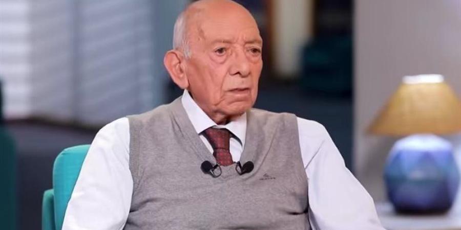 جامعة المنصورة تنفي وفاة محمد غنيم رائد زراعة الكلى - المدينة برس