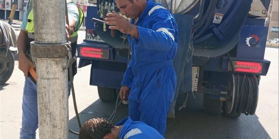 للحد من الأعطال، مياه القناة تشن حملات لتطهير شبكات الصرف بمحافظات الإقليم - المدينة برس