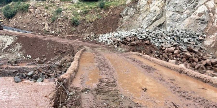 سيول أزيلال تستنفر آليات فتح الطرق - بوابة المدينة برس
