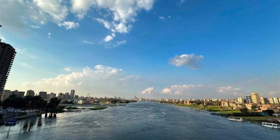 القاهرة تسجل 42 والصعيد يقترب من الرقم القياسي، درجات الحرارة المحسوسة اليوم بمدن مصر - المدينة برس