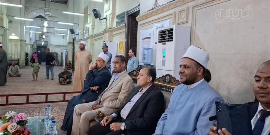 رئيس جامعة قنا يحضر ختام تصفيات "دولة التلاوة" بمسجد القنائي (فيديو) - المدينة برس