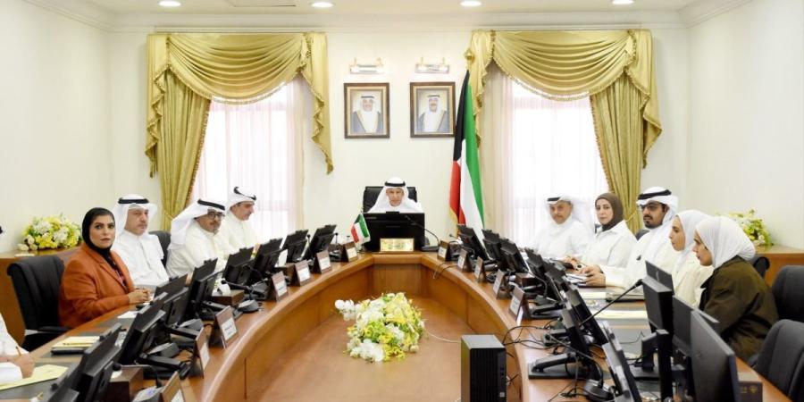 الفضالة بحث تعزيز التنسيق بين «الجهاز المركزي» و«المناقصات» و«القوى العاملة» - بوابة المدينة برس