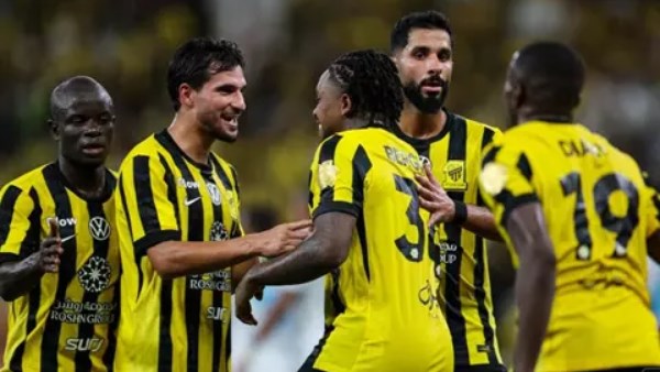 دوري أبطال آسيا .. اتحاد جدة يتفوق على الغرافة 2-0 في الشوط الأول