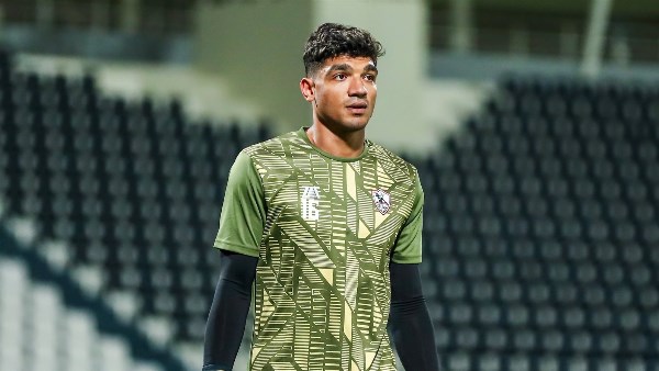 اختبار طبي لمحمد صبحي في مران اليوم لحسم موقفه من مباراة سموحة.. تفاصيل