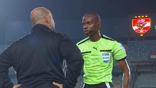عيسى سي حكمًا لمباراة الأهلي والترجي في ذهاب ربع نهائي دوري أبطال إفريقيا