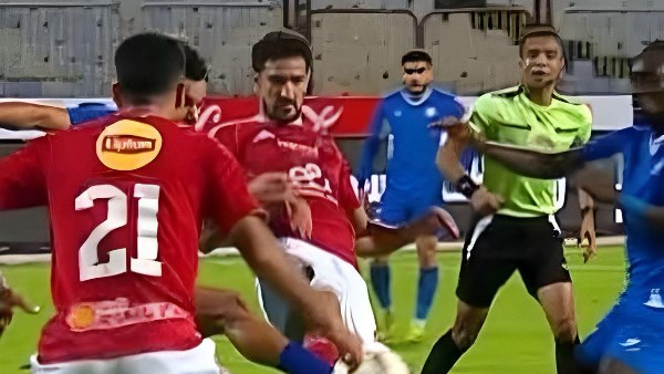 الأهلي يخوض مباراة ودية أمام فريق الشباب استعدادًا لمواجهة زد
