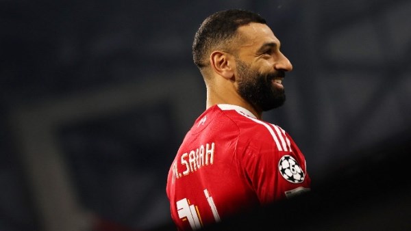 ذا جارديان تشيد بتألق محمد صلاح: عاد في الوقت المثالي