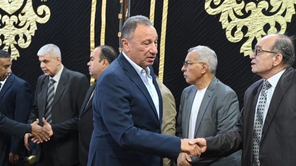 الغندور :كابتن محمود الخطيب كل يوم بيحرج الناس بأخلاقه وأدبه الجم