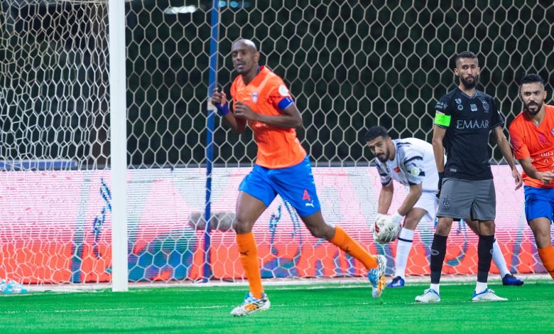 الفيحاء يتقدم على التعاون بهدف نظيف بالشوط الأول بالدوري السعودي