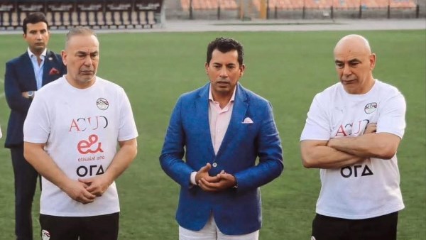 حسام حسن يشكر أشرف صبحي على ما قدّمه خلال عمله وزيرًا للرياضة.. ماذا قال؟