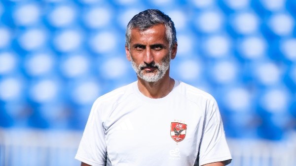 لا تعايرني ولا أعايرك .. رد فعل صادم من نجم الزمالك على حكم الفيفا ضد الأهلي