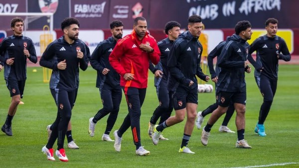 محتاج يخس.. عمرو الدردير ينتقد اداء مهاجم الاهلي