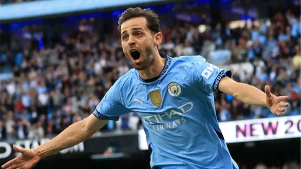 مانشستر سيتي يتعادل أمام ليفربول في الدوري الإنجليزي